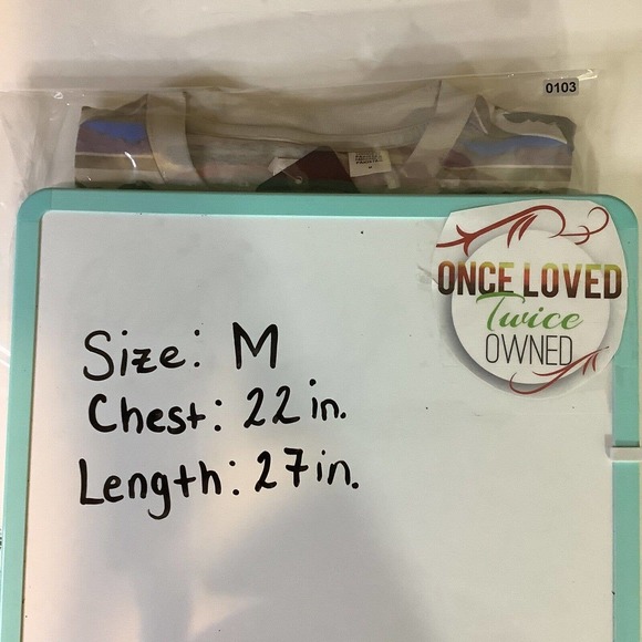 Levi's Red Tab Men’s Mountain Print Tee-Shirt Size Medium NWT - Picture 14 of 14